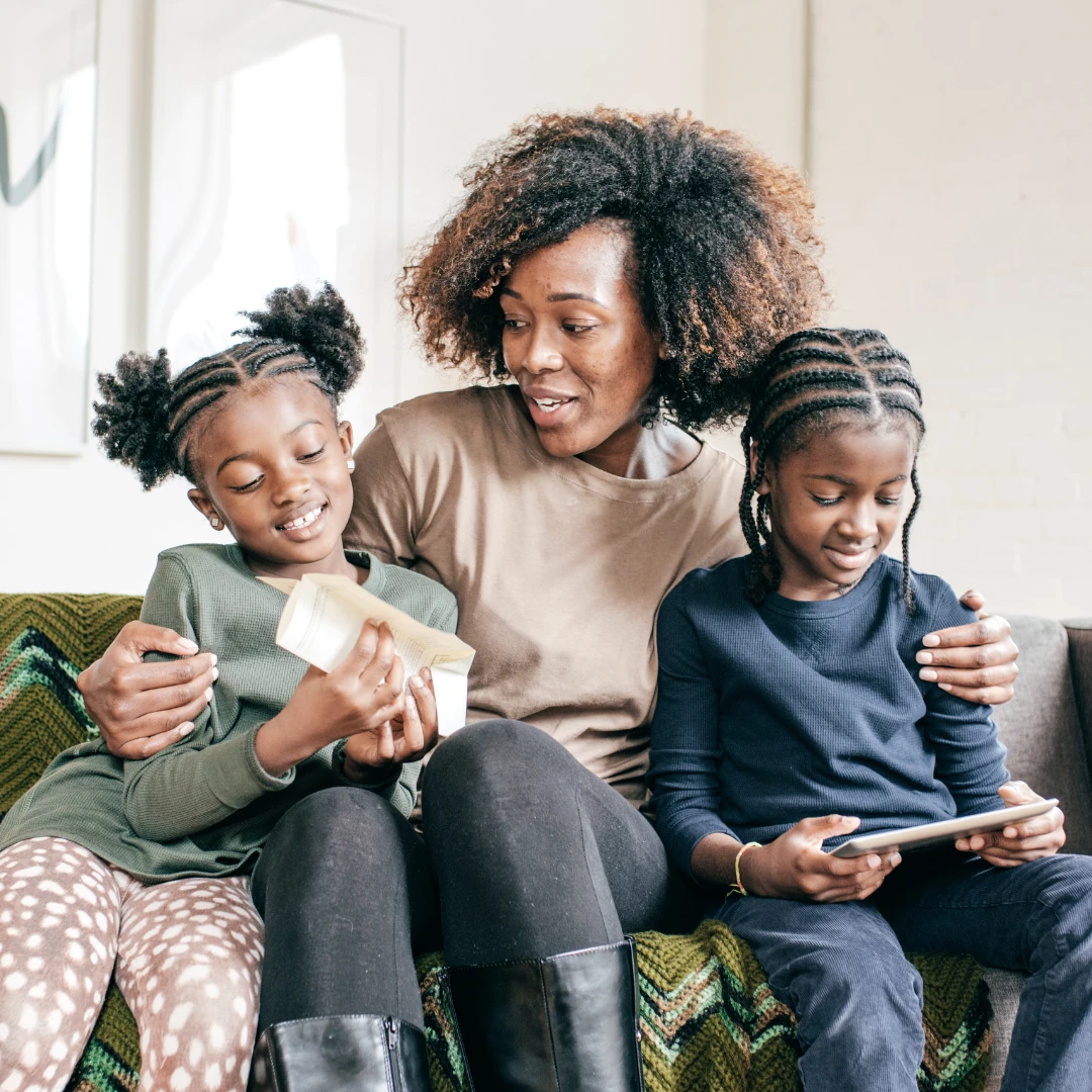mom-and-2-kids